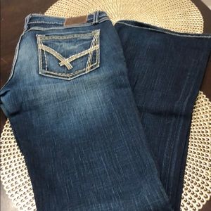 BKE Stella’s- Barely Worn 29 x 33 1/2